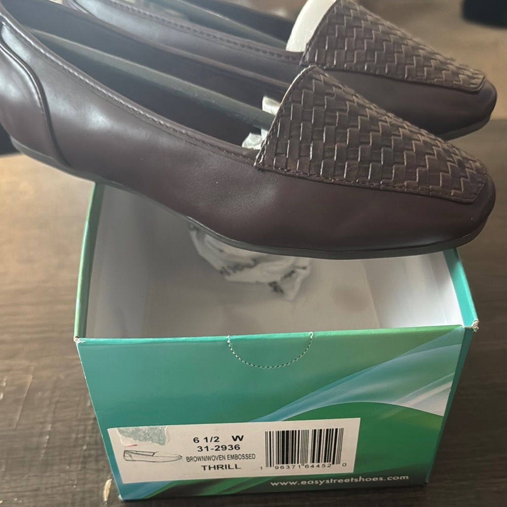Easy Street Women's Dark Brown Loafers